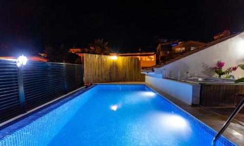 Villa Nuri — 8