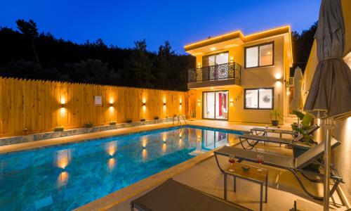 Villa Maria 2 — 4