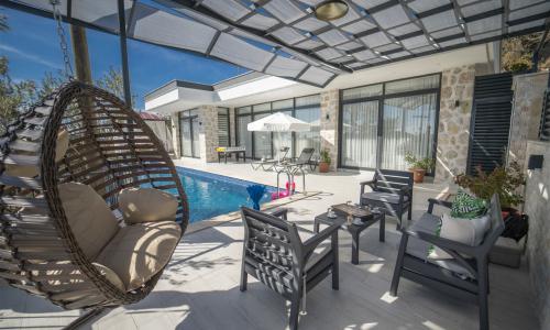 Villa Oliva — 14