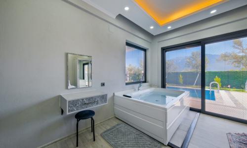 Villa Olive — 42