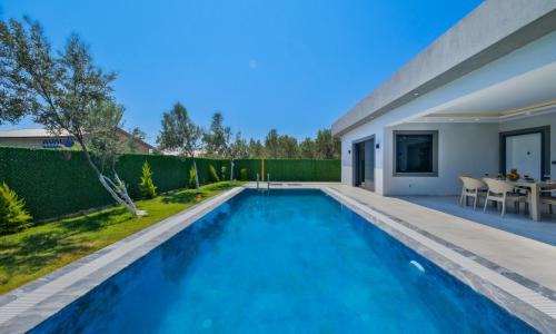 Villa Olive — 2