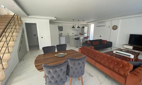 Villa Oreo — 10