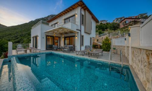 Villa Oriente — 6