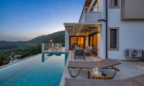 Villa Oriente — 3