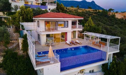 Villa Oscar — 8