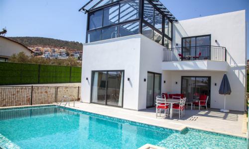 Villa Baysal Özgür