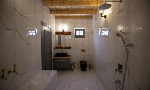 Villa Palace Small — 29