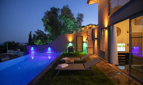 Villa Palace Small — 4