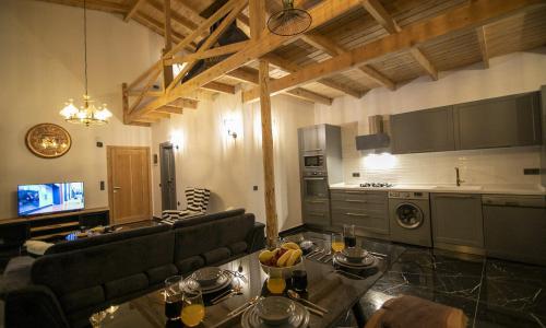Villa Palace Small — 18