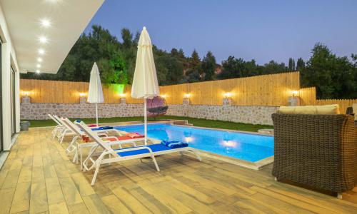 Villa Palas — 15