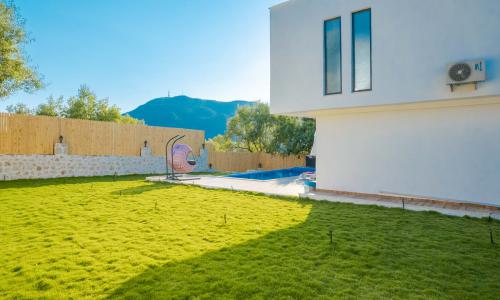 Villa Palas — 7