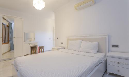 Villa Palm — 36
