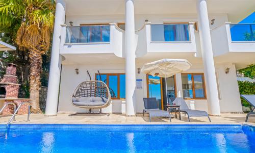 Villa Palm — 11