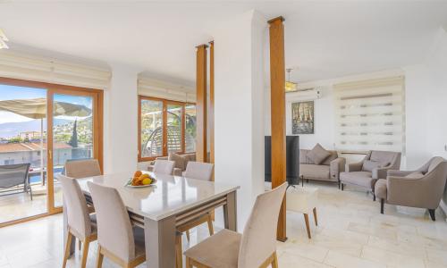 Villa Palm — 28