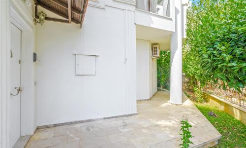 Villa Palm — 52
