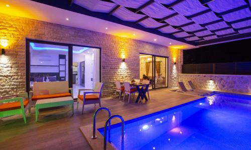 Villa Panama — 12