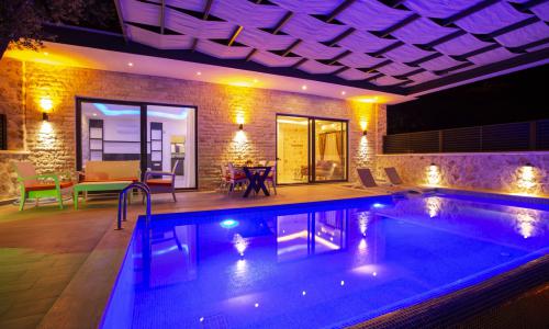 Villa Panama — 13