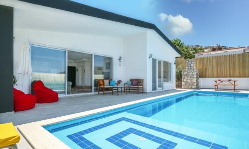 Villa Pandora — 1
