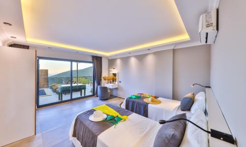 Villa Parle — 76