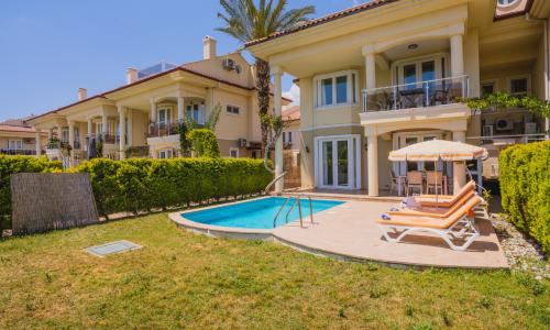 Villa Pearl 4 — 6