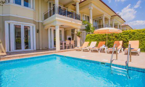 Villa Pearl 4 — 3