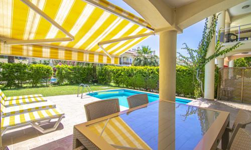 Villa Pearl 8 — 4