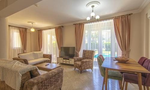 Villa Pearl 8 — 7