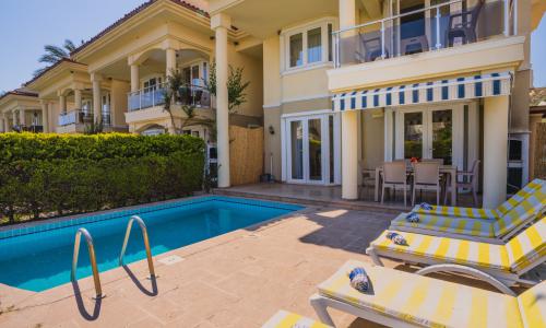 Villa Pearl 9 — 2