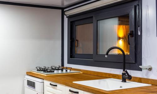 Villa Perla House — 16