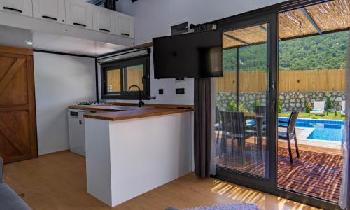 Villa Perla House — 13