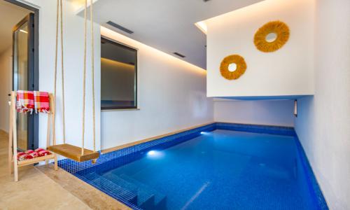 Villa Phi — 113