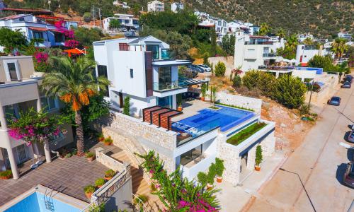 Villa Phi — 8