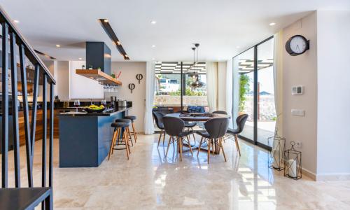Villa Phi — 108
