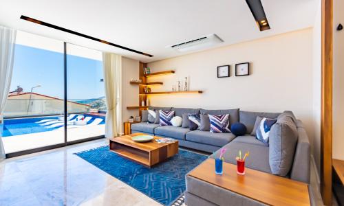 Villa Phi — 109