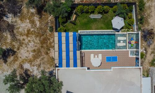 Villa Piker House — 60