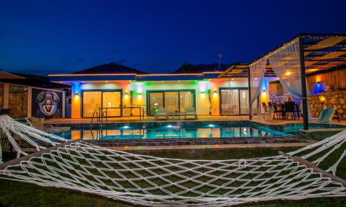 Villa Piker House — 12