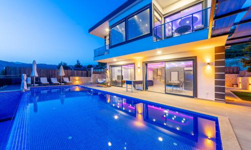 Villa Pilot