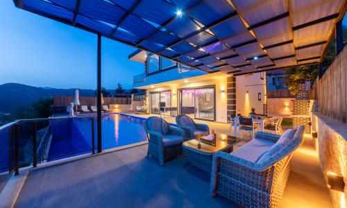 Villa Pilot — 3