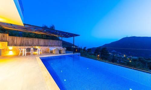 Villa Pilot — 6