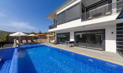 Villa Pilot — 10