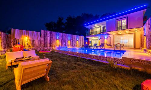 Villa Pine Garden — 1