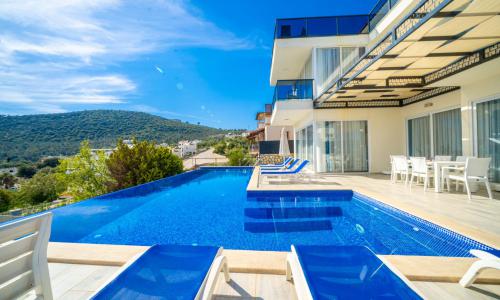 Villa Platos — 4