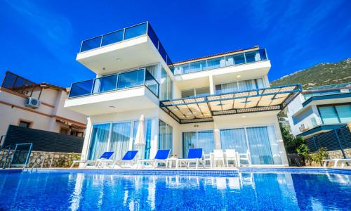 Villa Platos — 3