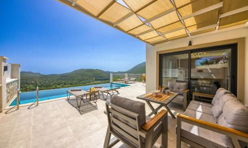 Villa Poeta — 16