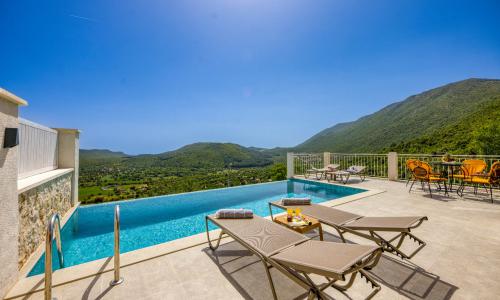 Villa Poeta — 17
