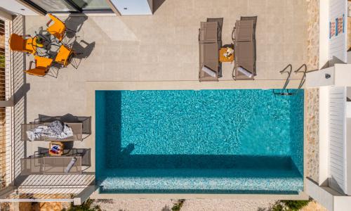 Villa Poeta — 66