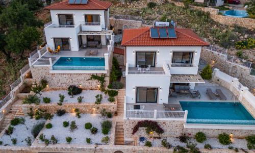 Villa Poeta — 64