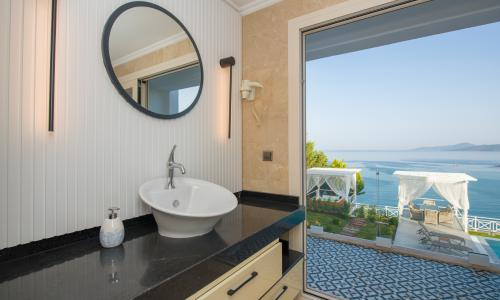 Villa SÜPER BOSS 2 — 50