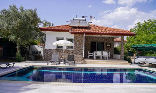 Villa Poyel 1 — 1