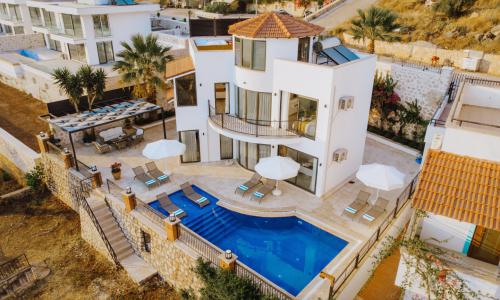 Villa Quinn — 56